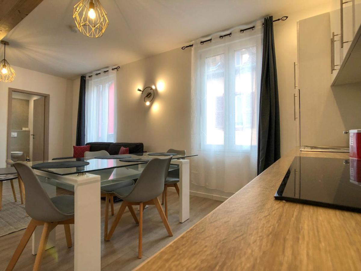 Charming - Center Cosy Apartment *